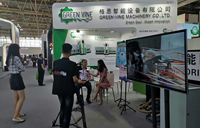 To review the Green Vine In China Glass 2019